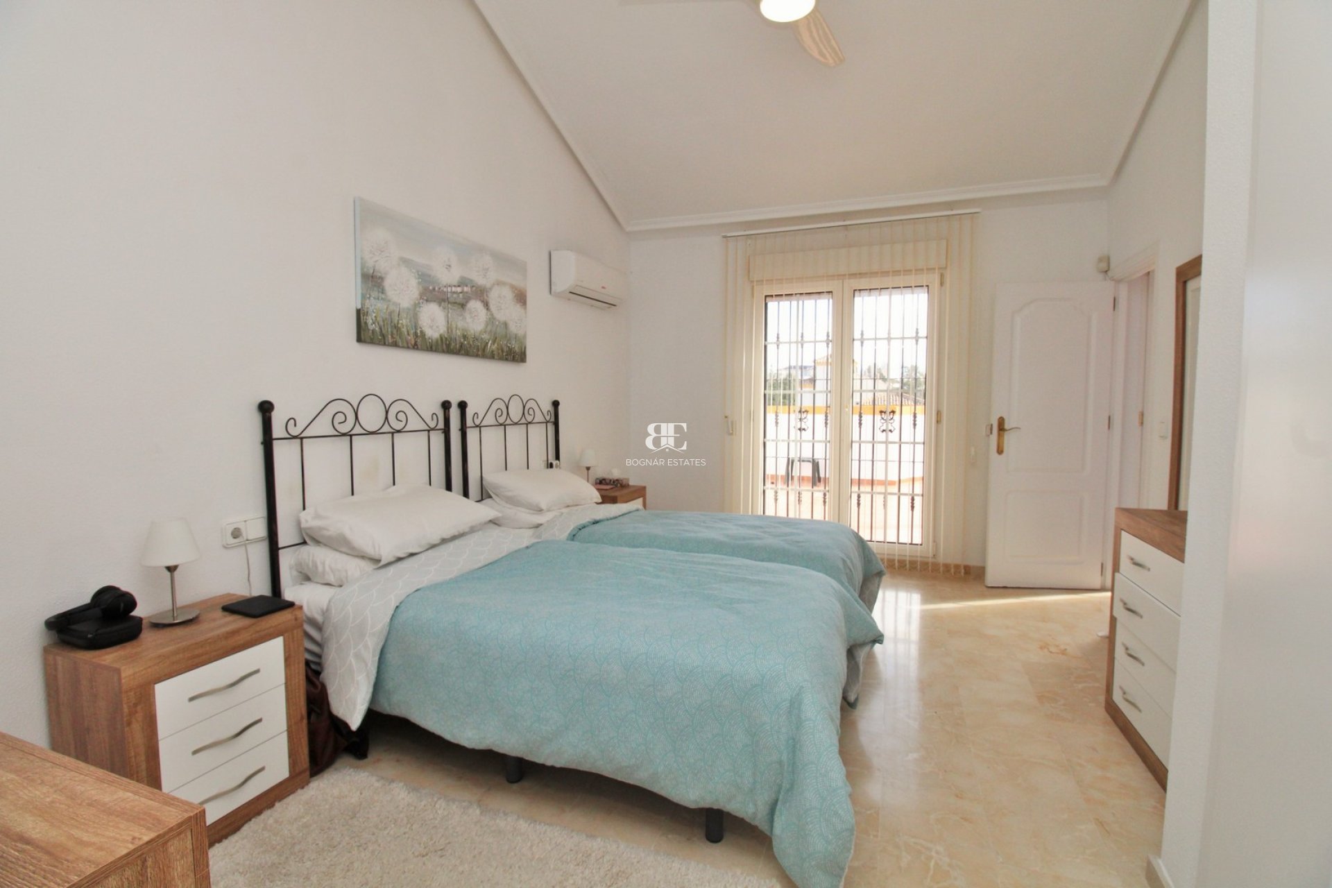 Herverkoop - Villa -
Villamartín - Los Dolses