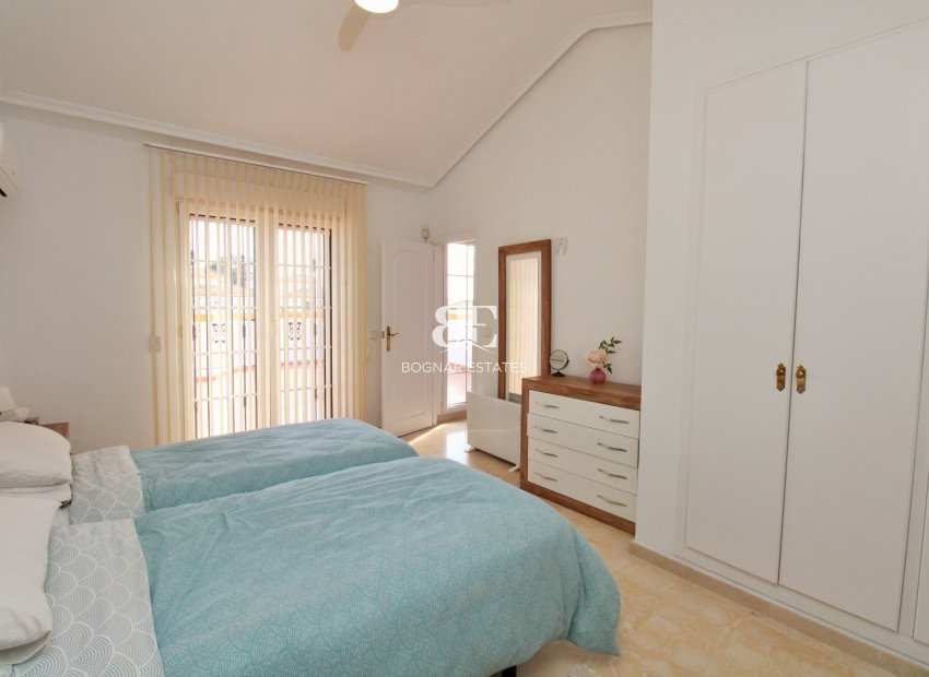 Herverkoop - Villa -
Villamartín - Los Dolses