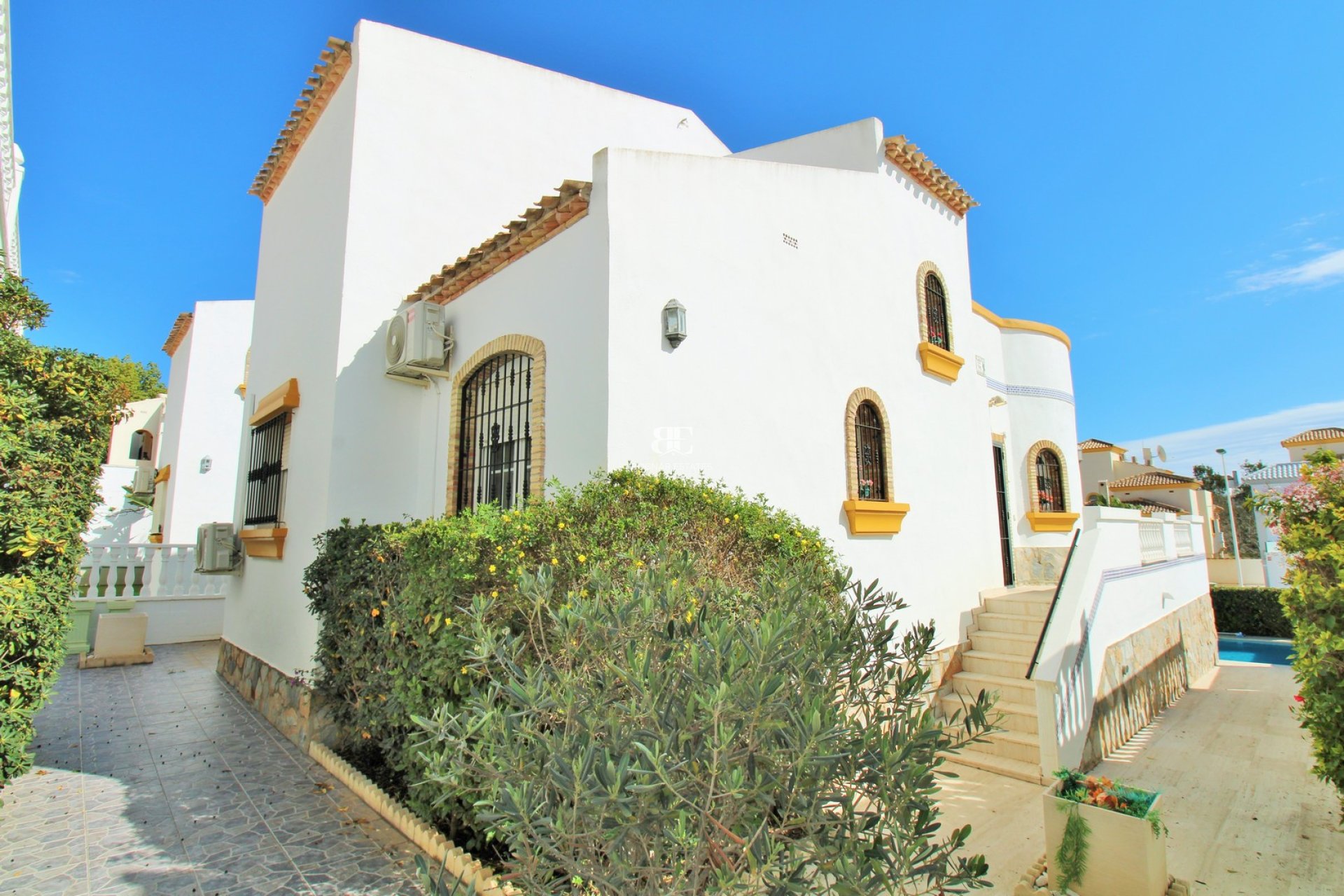 Herverkoop - Villa -
Villamartín - Los Dolses