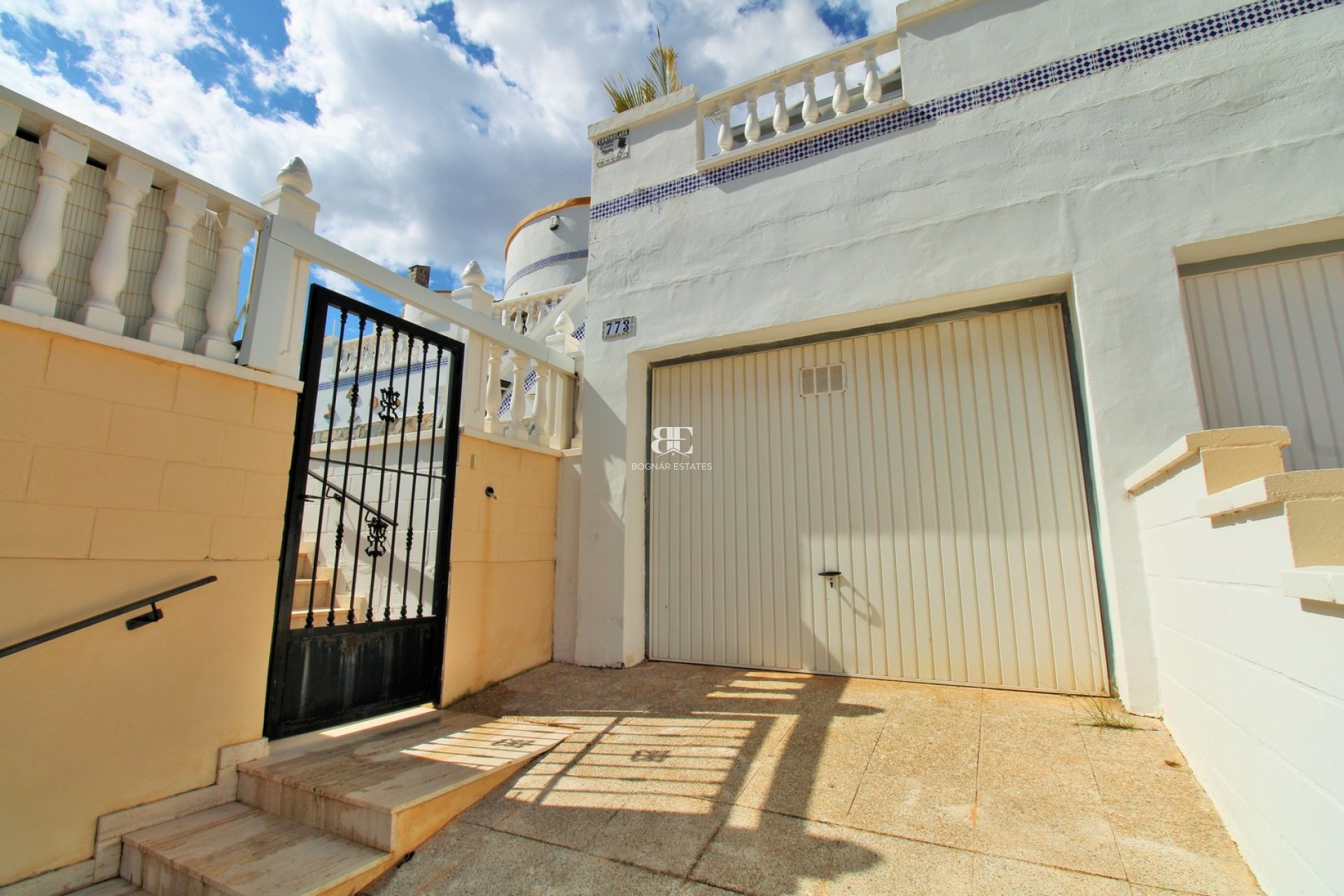 Herverkoop - Villa -
Villamartín - Los Dolses