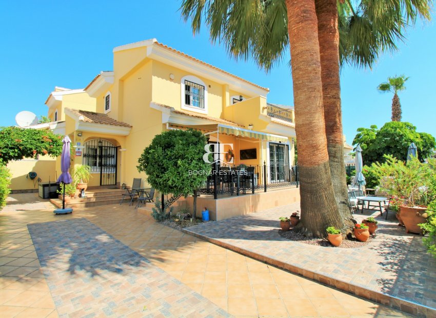 Herverkoop - Villa -
Villamartín - Los Dolses