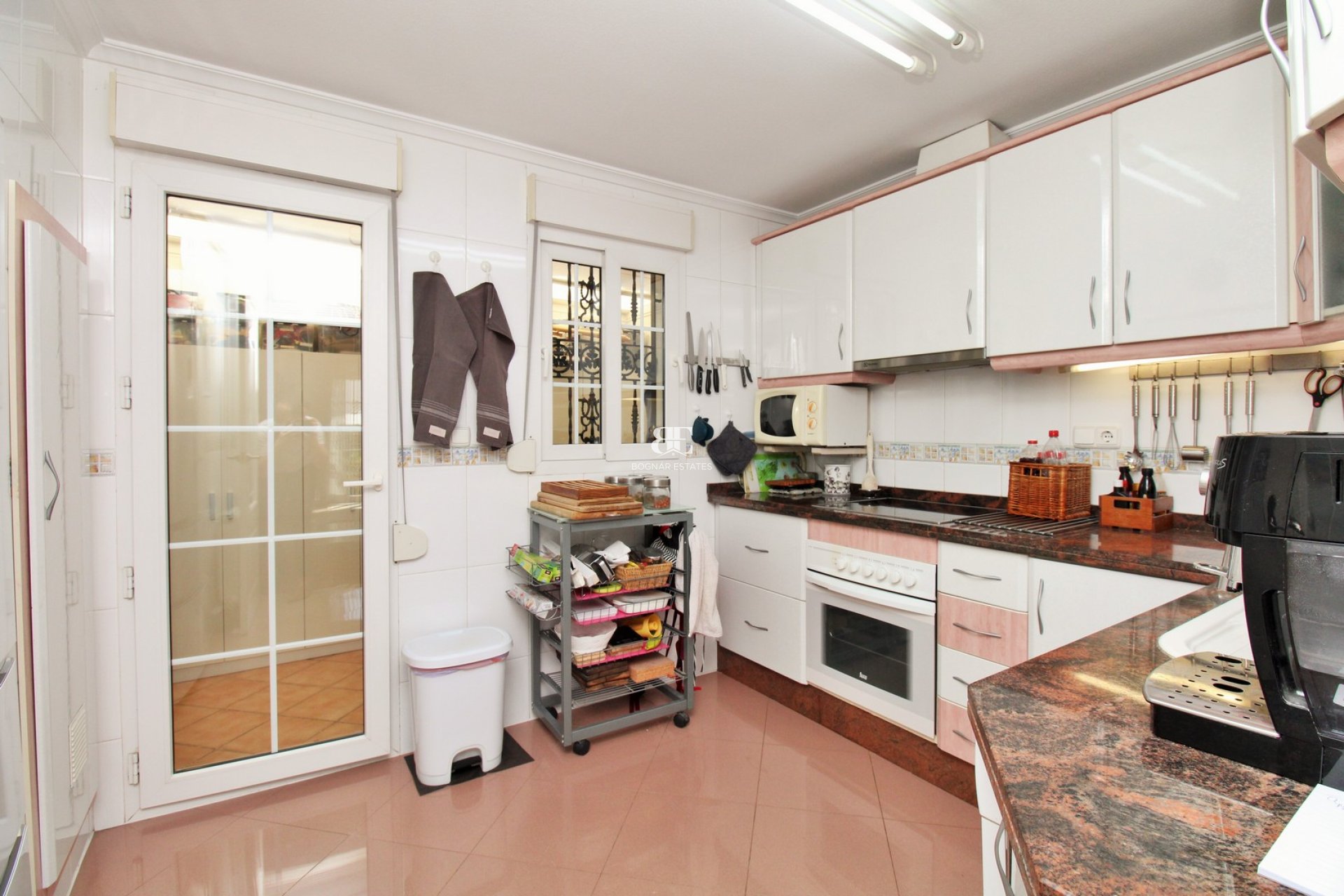 Herverkoop - Villa -
Villamartín - Los Dolses