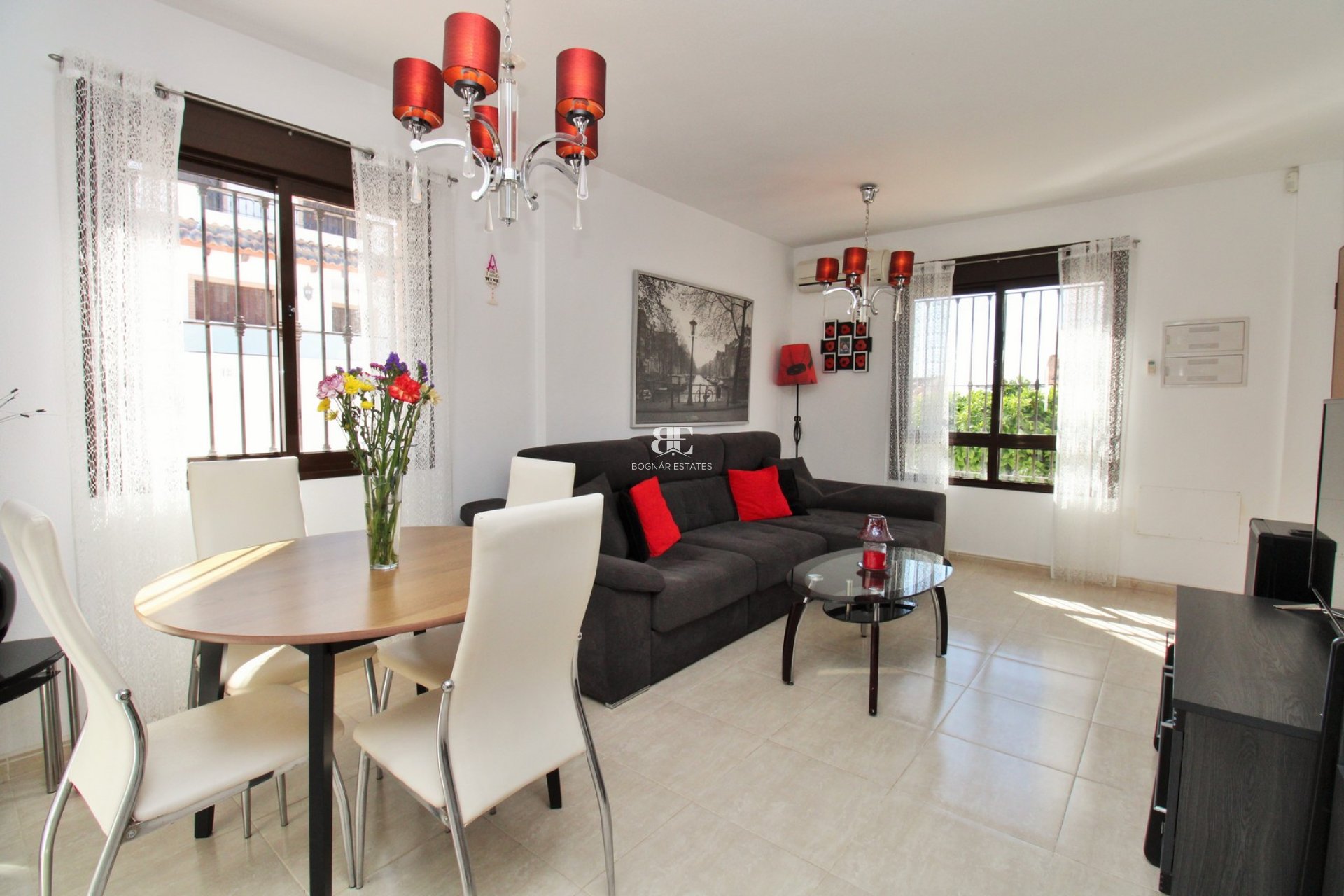 Herverkoop - Villa -
Villamartín - PAU 8