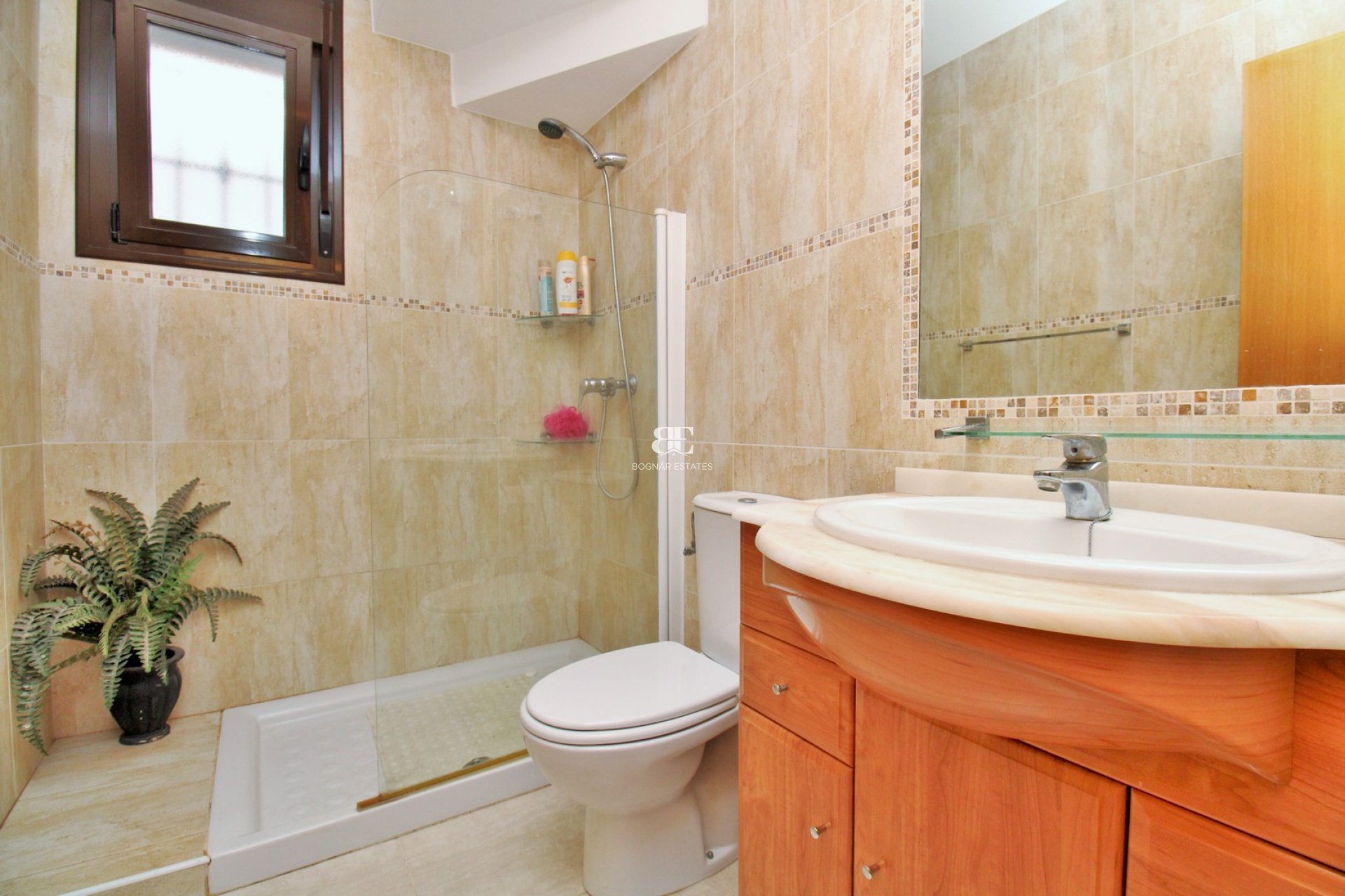 Herverkoop - Villa -
Villamartín - PAU 8