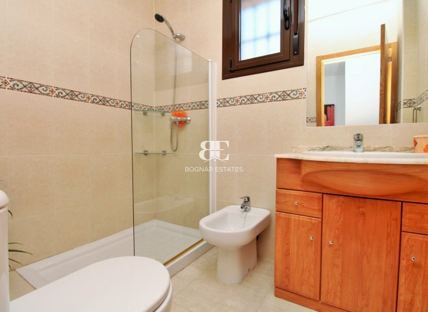 Herverkoop - Villa -
Villamartín - PAU 8