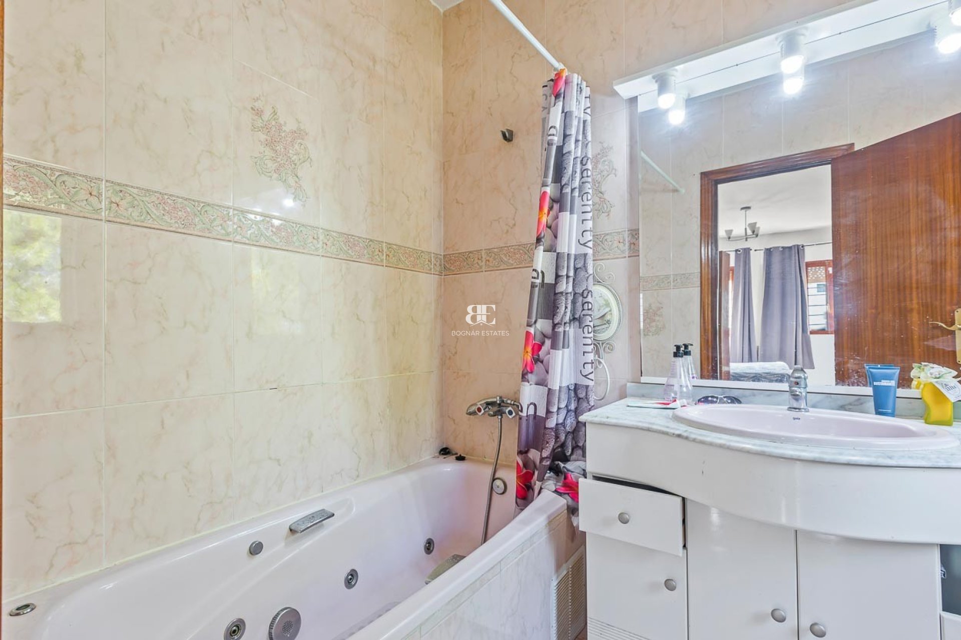 Herverkoop - Villa -
Villamartín - Res. Las Filipinas