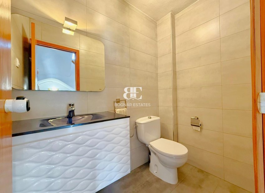 Herverkoop - Villa -
Villamartín