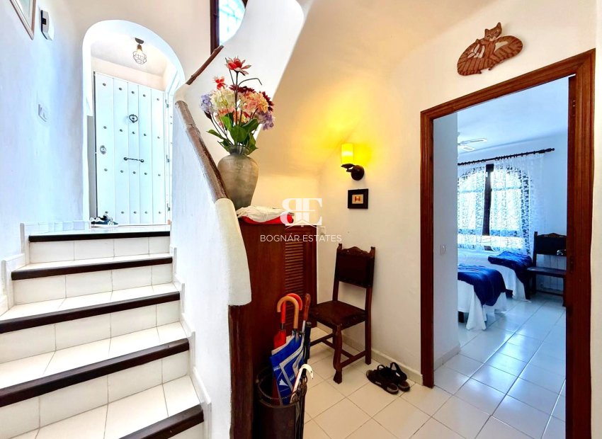 Herverkoop - Villa -
Villamartín