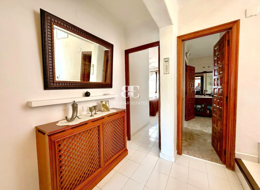 Herverkoop - Villa -
Villamartín