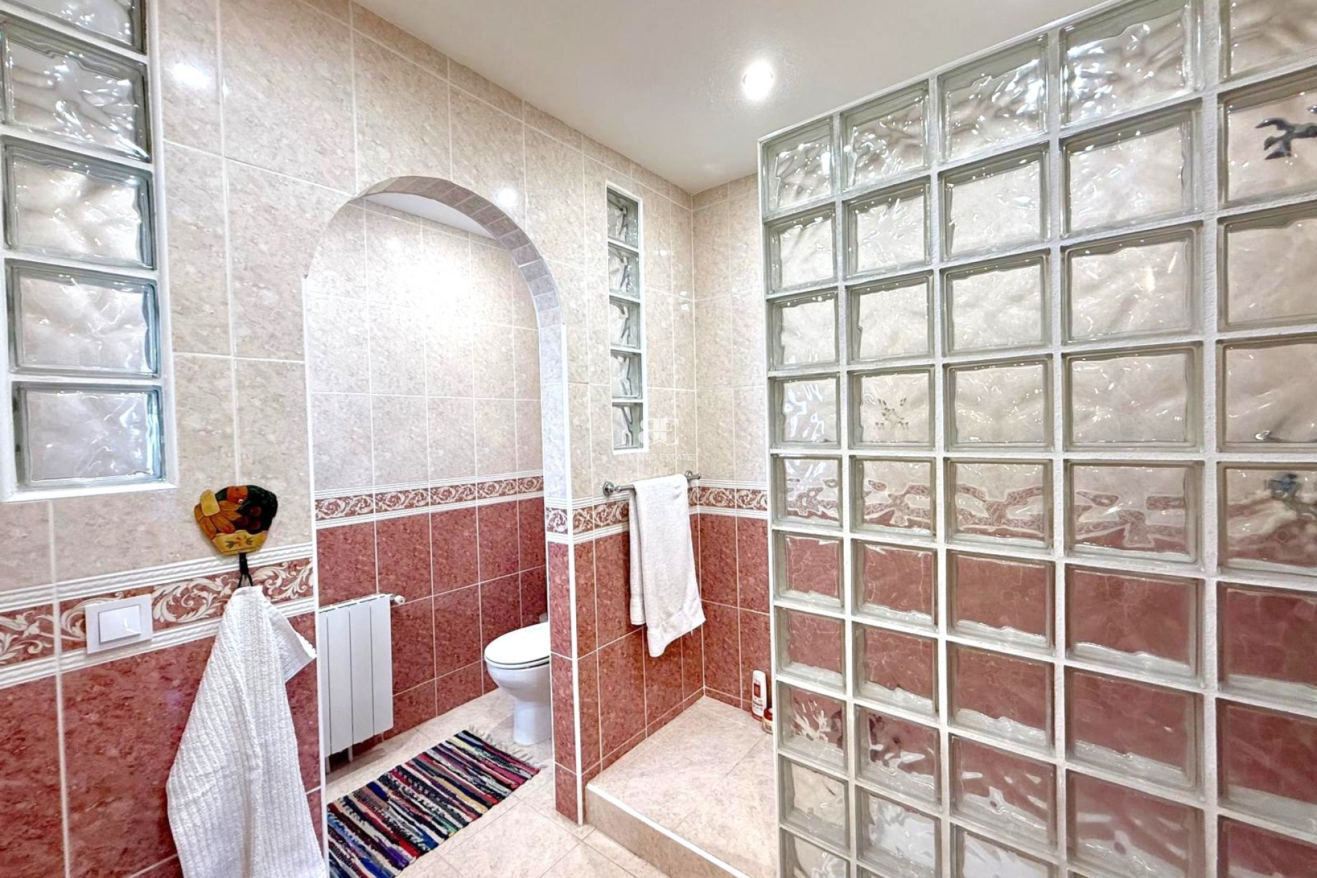 Herverkoop - Villa -
Villamartín