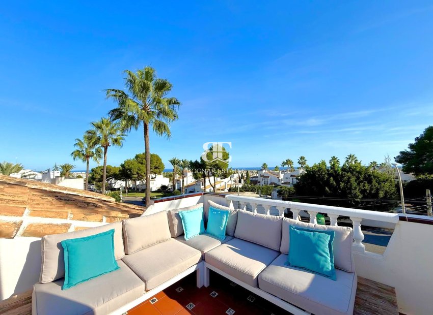 Herverkoop - Villa -
Villamartín