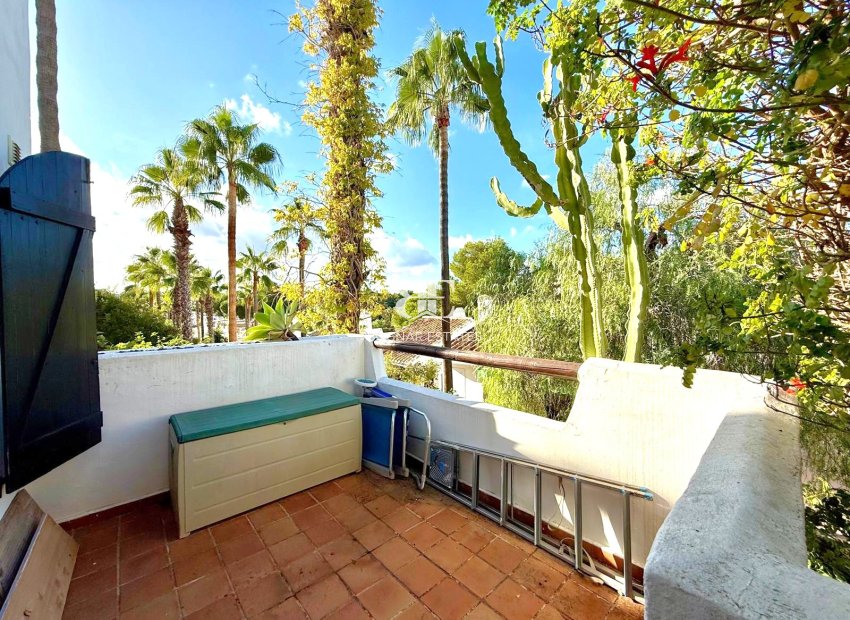 Herverkoop - Villa -
Villamartín