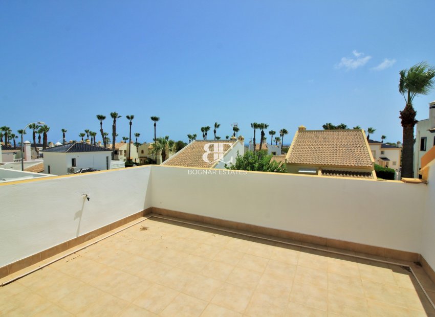 Herverkoop - Villa -
Villamartín