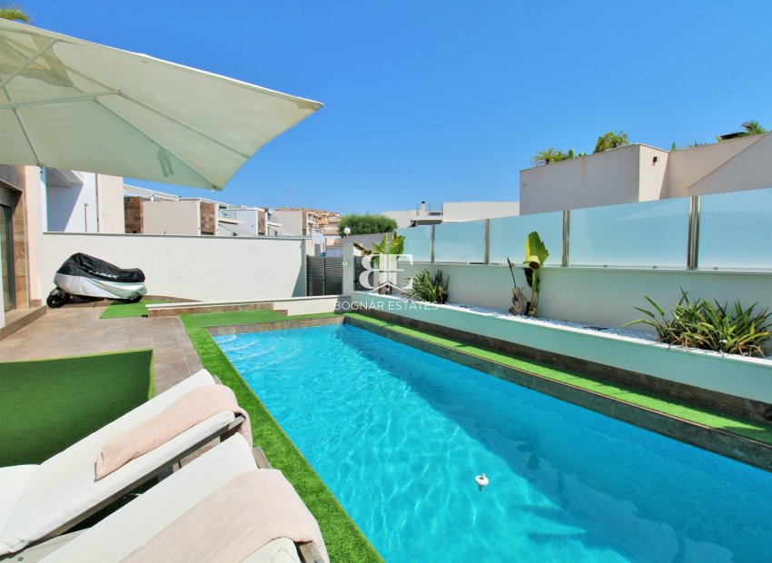 Herverkoop - Villa -
Villamartín