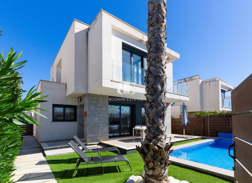 Herverkoop - Villa -
Vistabella Golf - Vistabella