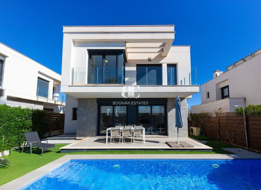 Herverkoop - Villa -
Vistabella Golf - Vistabella