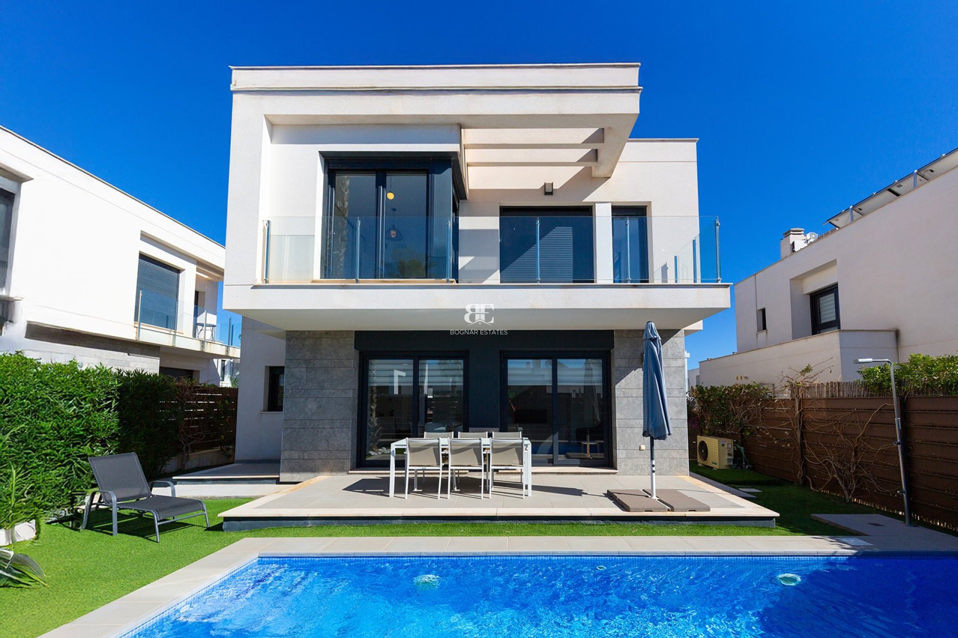 Herverkoop - Villa -
Vistabella Golf - Vistabella