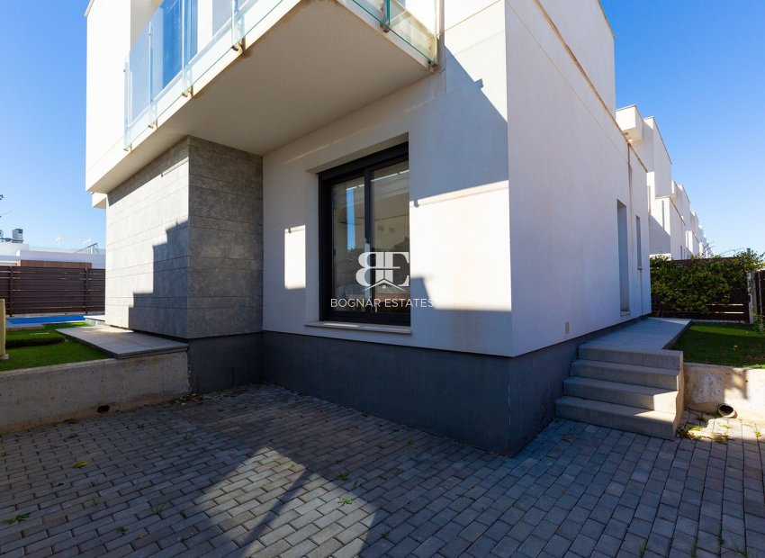 Herverkoop - Villa -
Vistabella Golf - Vistabella