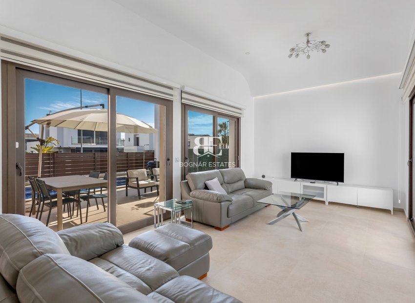Herverkoop - Villa -
Vistabella Golf