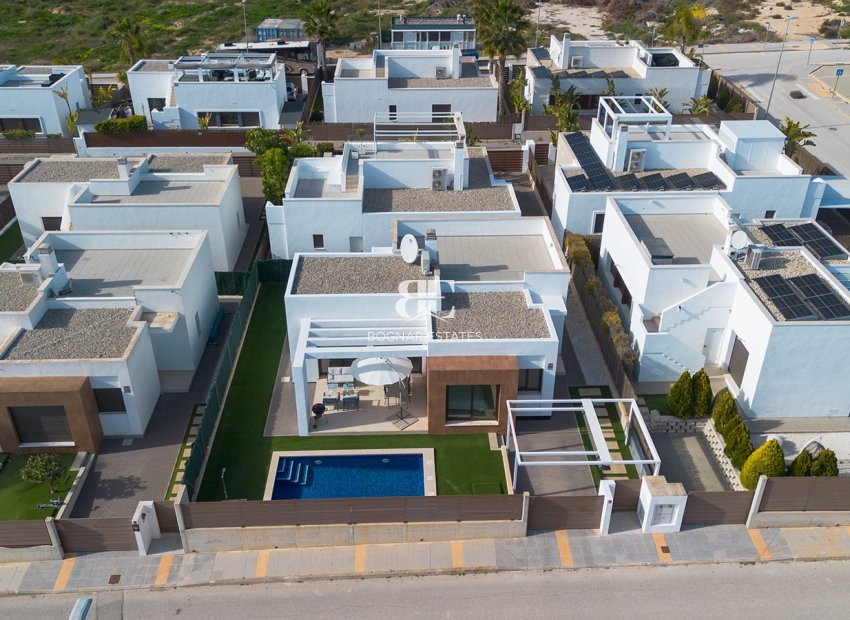 Herverkoop - Villa -
Vistabella Golf