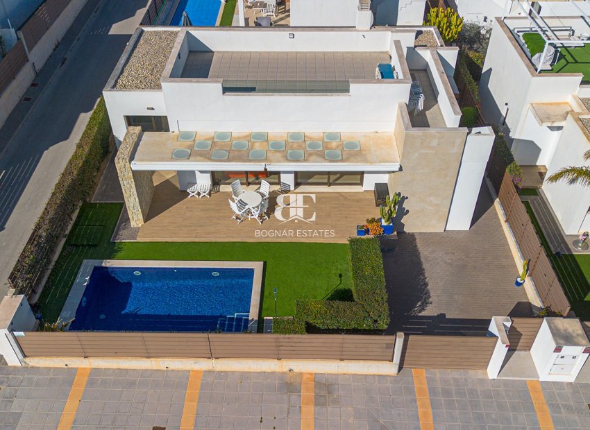 Herverkoop - Villa -
Vistabella Golf