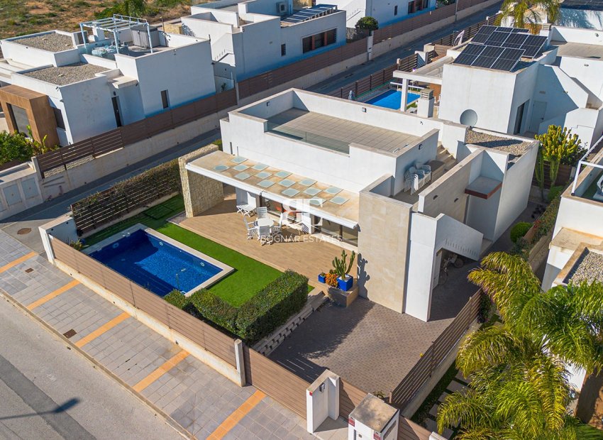Herverkoop - Villa -
Vistabella Golf