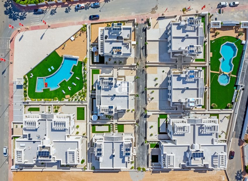 Neubau - apartment -
Rojales