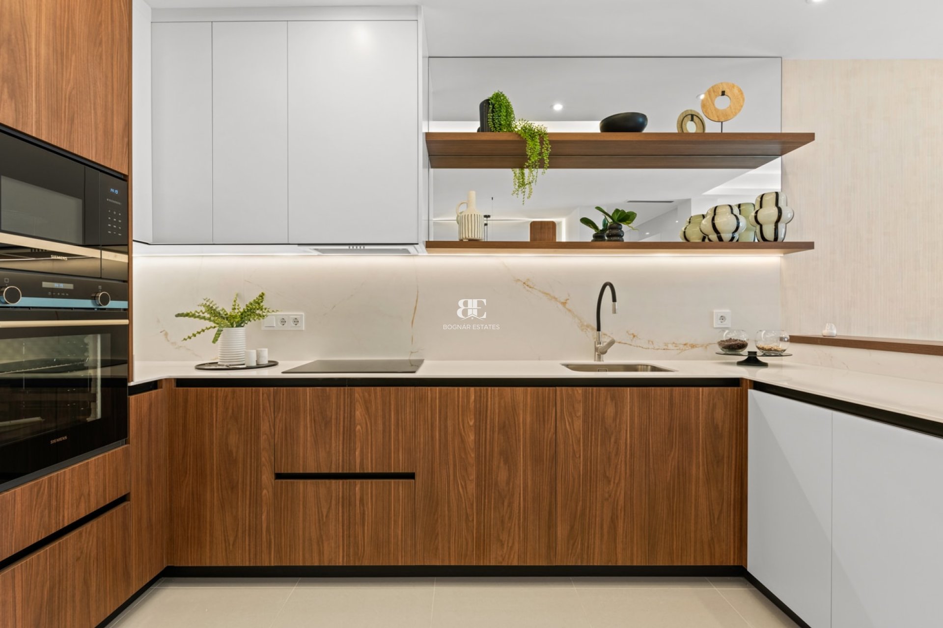 Neubau - apartment -
Rojales