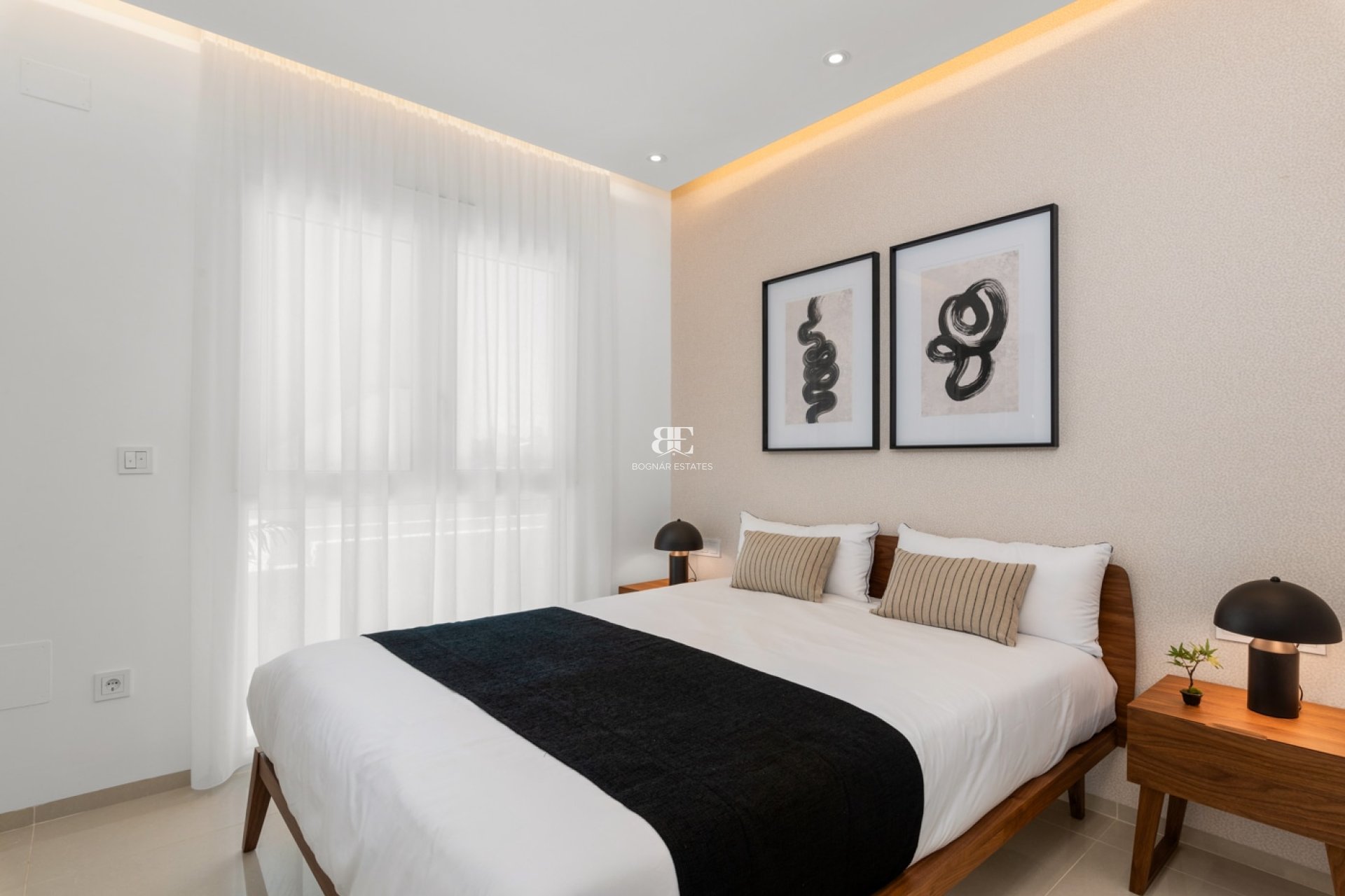 Neubau - apartment -
Rojales