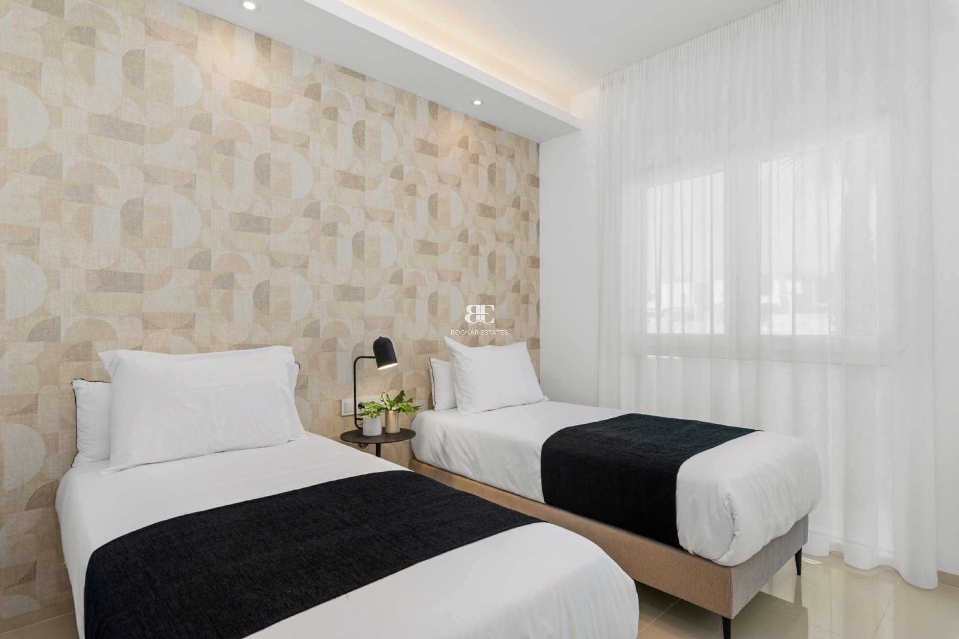 Neubau - apartment -
Rojales