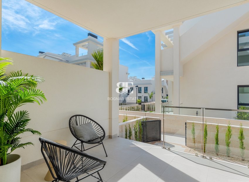 Neubau - apartment -
Rojales