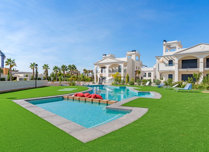 Neubau - apartment -
Rojales