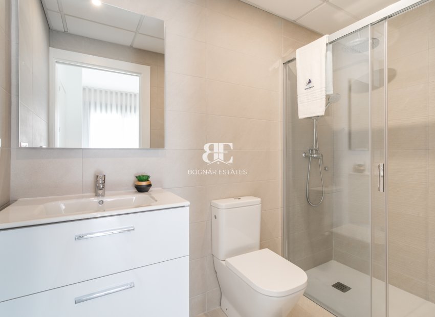 Neubau - apartment -
Torrevieja
