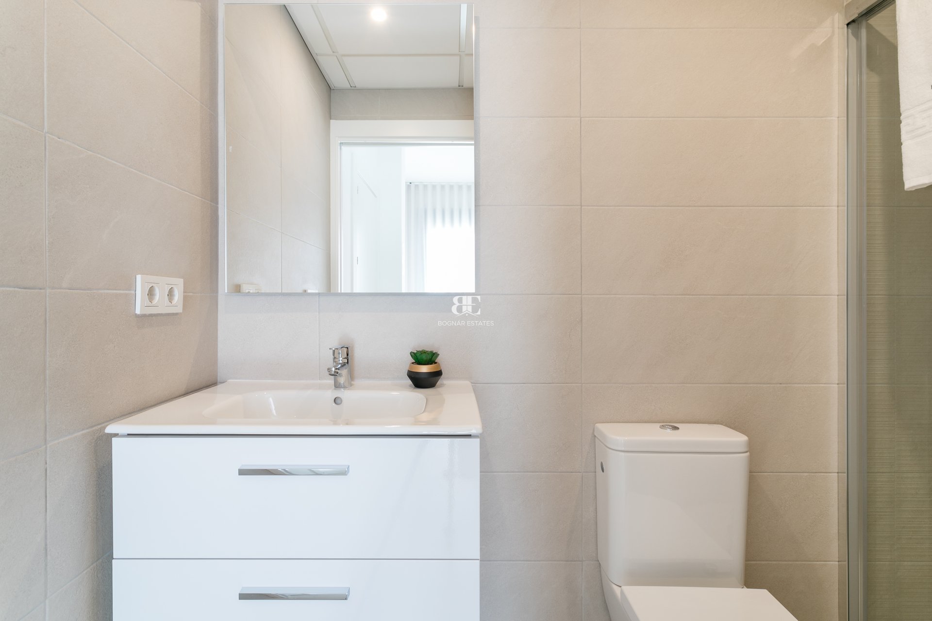 Neubau - apartment -
Torrevieja
