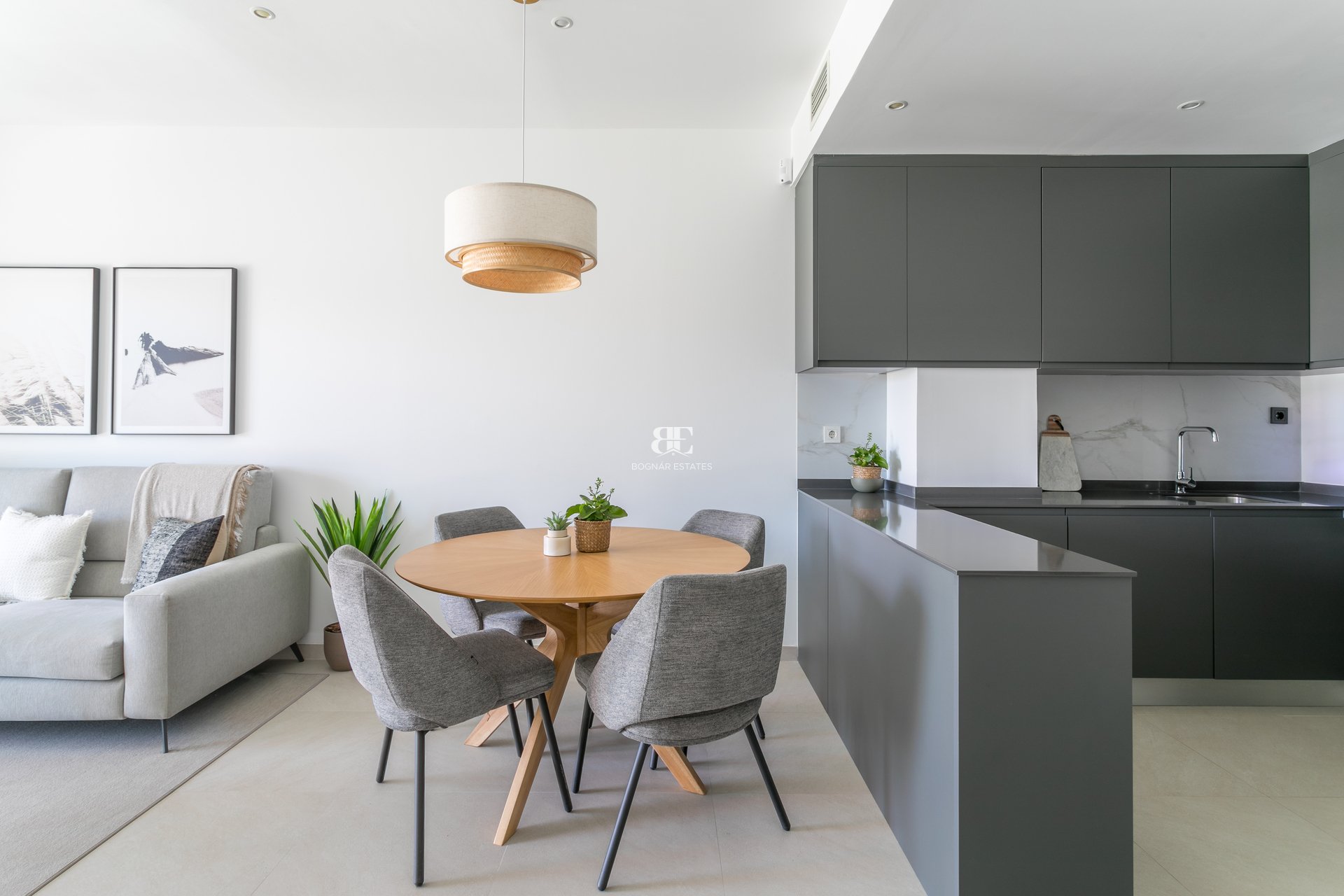 Neubau - apartment -
Torrevieja
