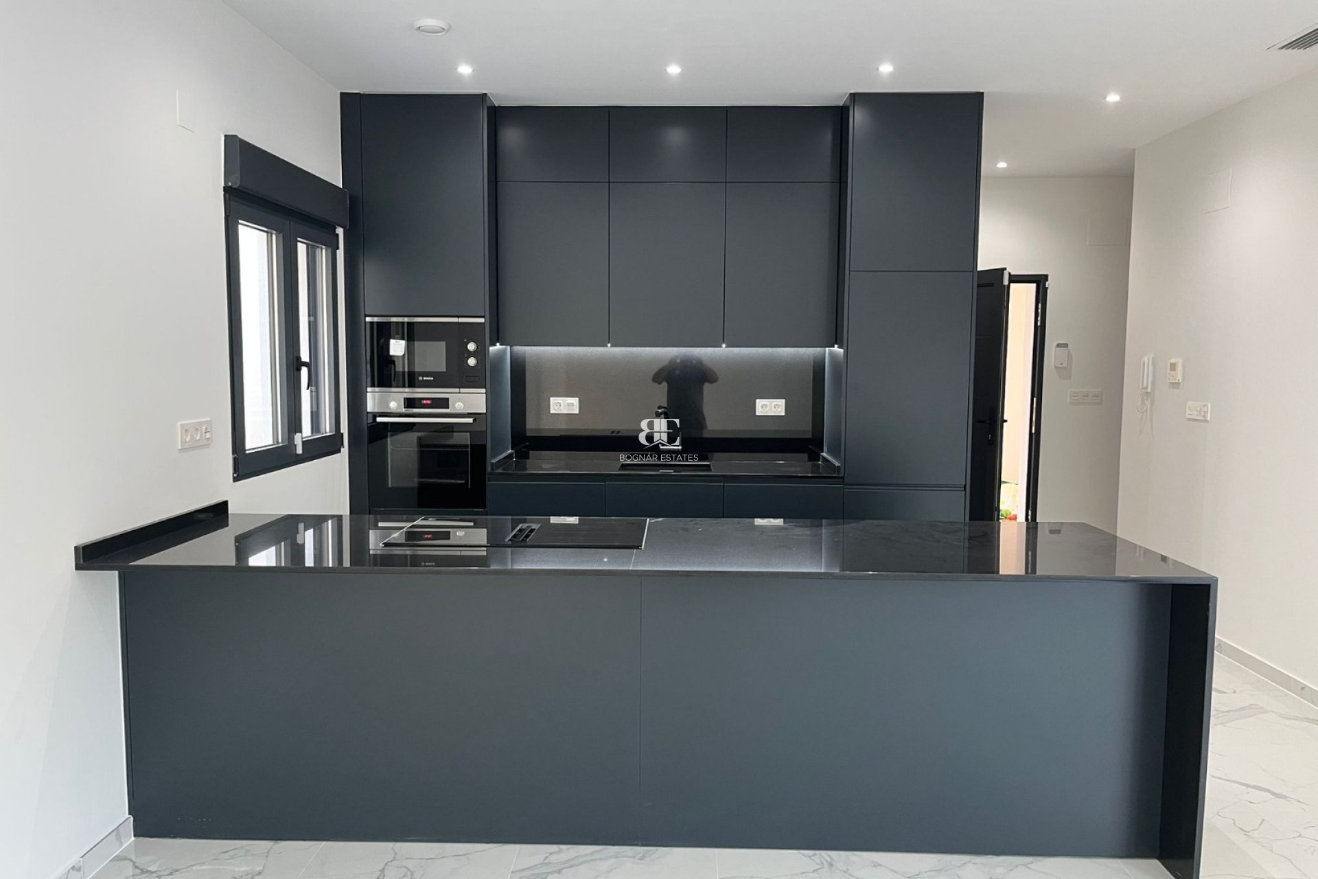 Neubau - detached -
La Romana