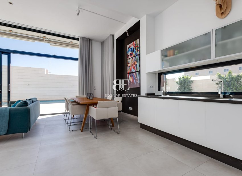 Neubau - detached -
Pilar de la Horadada