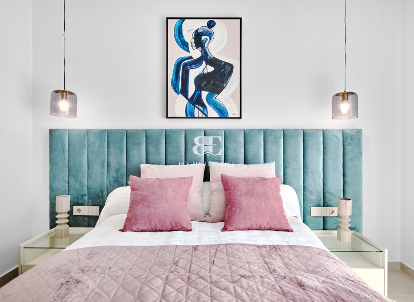 Neubau - detached -
San Miguel de Salinas