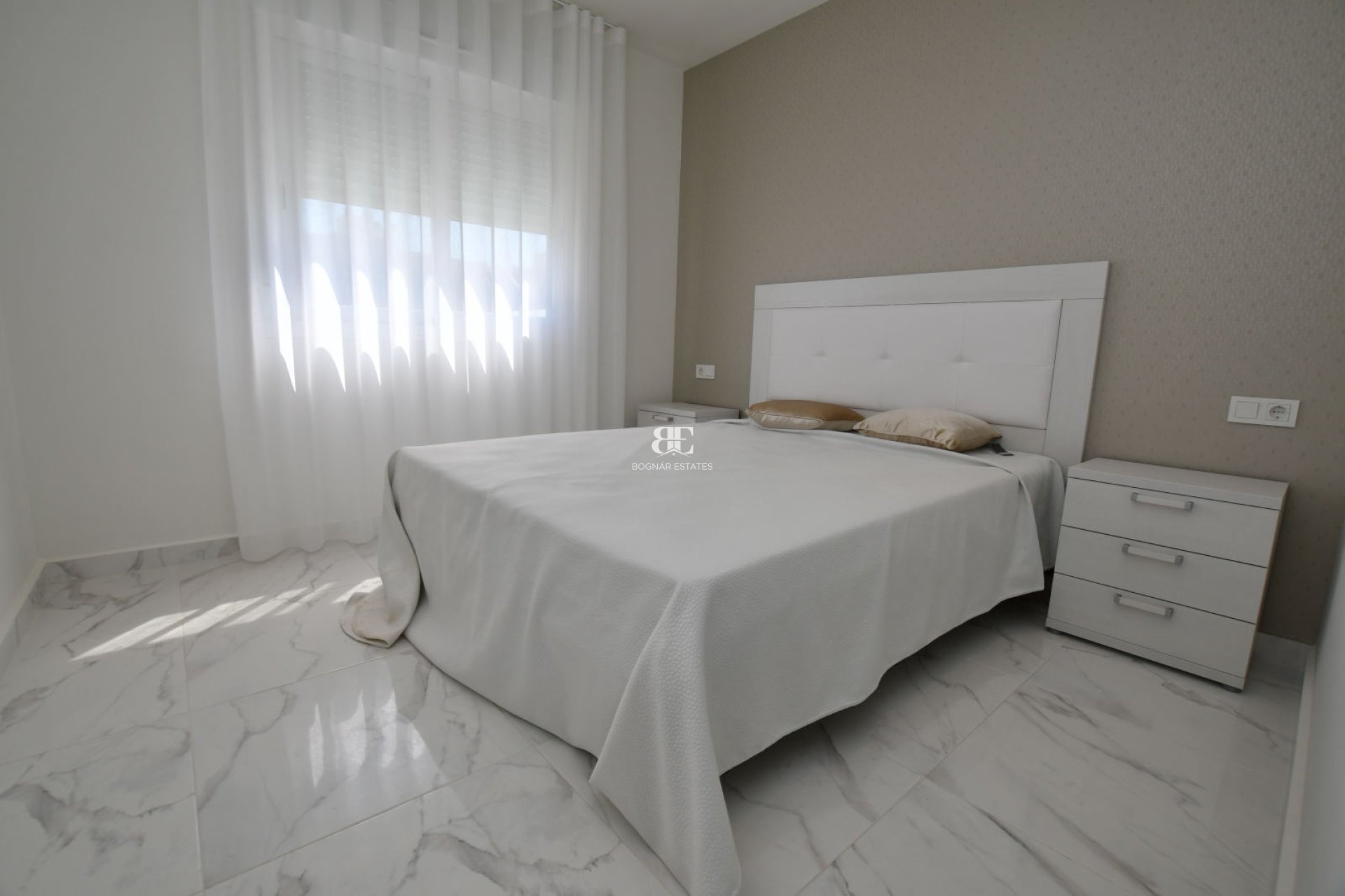 Neubau - high-bungalow -
San Miguel de Salinas