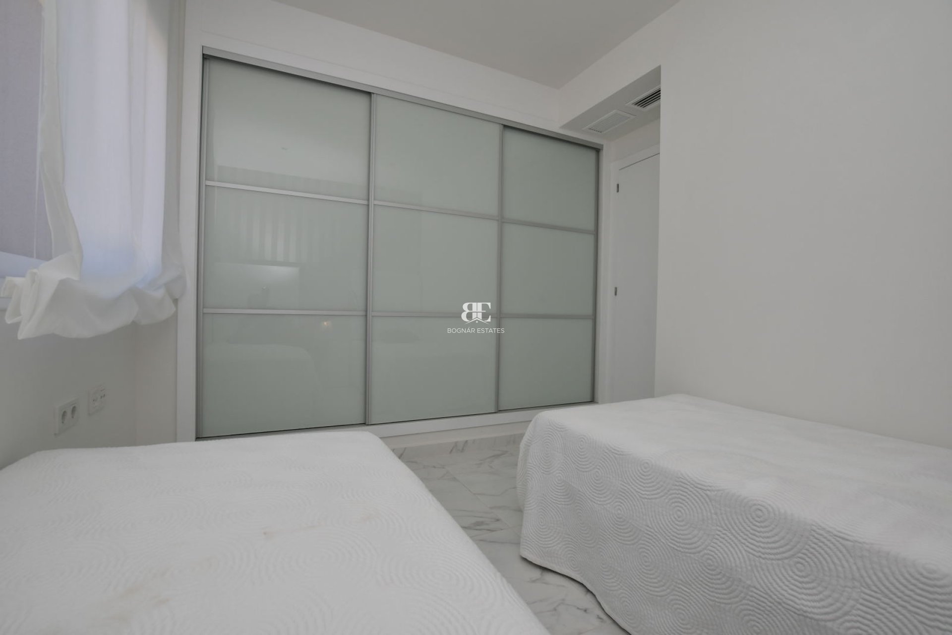 Neubau - low-bungalow -
San Miguel de Salinas