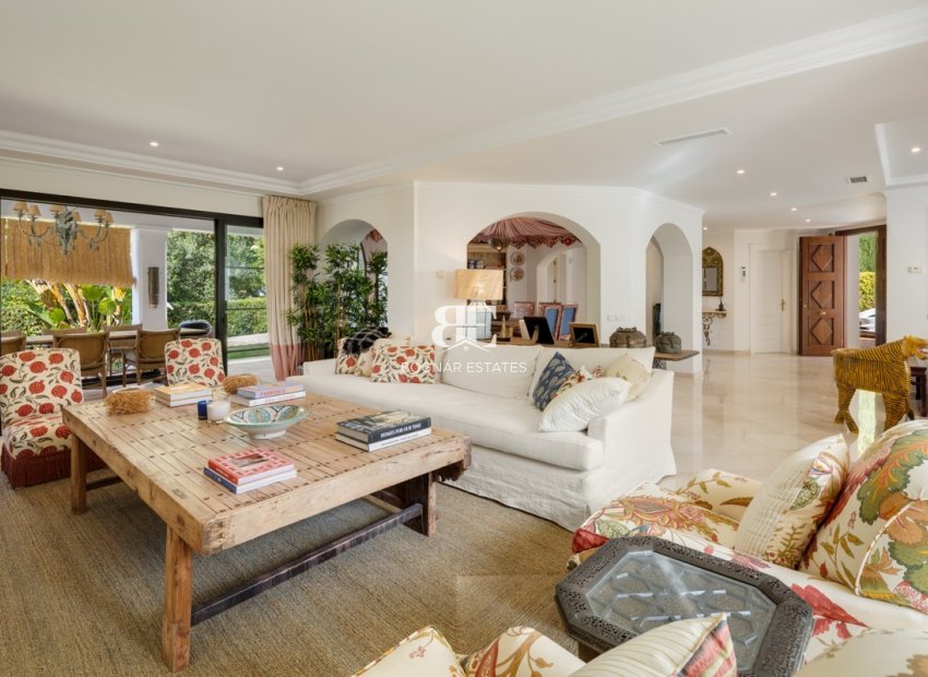 Neubau - Villa -
Benahavís