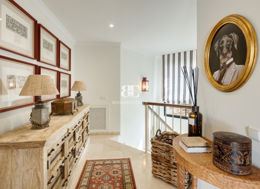 Neubau - Villa -
Benahavís