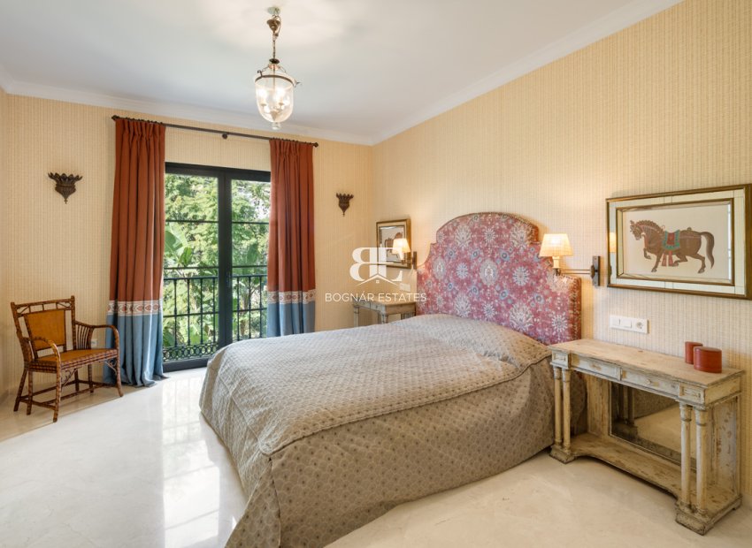 Neubau - Villa -
Benahavís