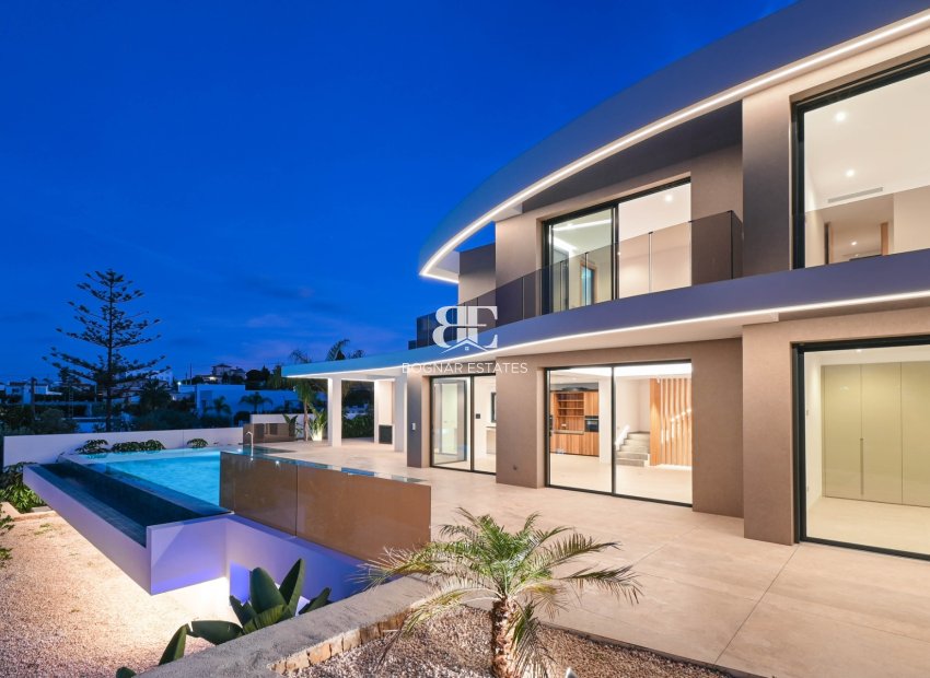 Neubau - Villa -
Benissa