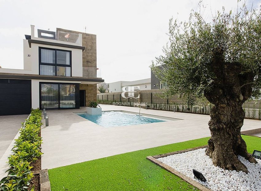 Neubau - Villa -
Dehesa de Campoamor