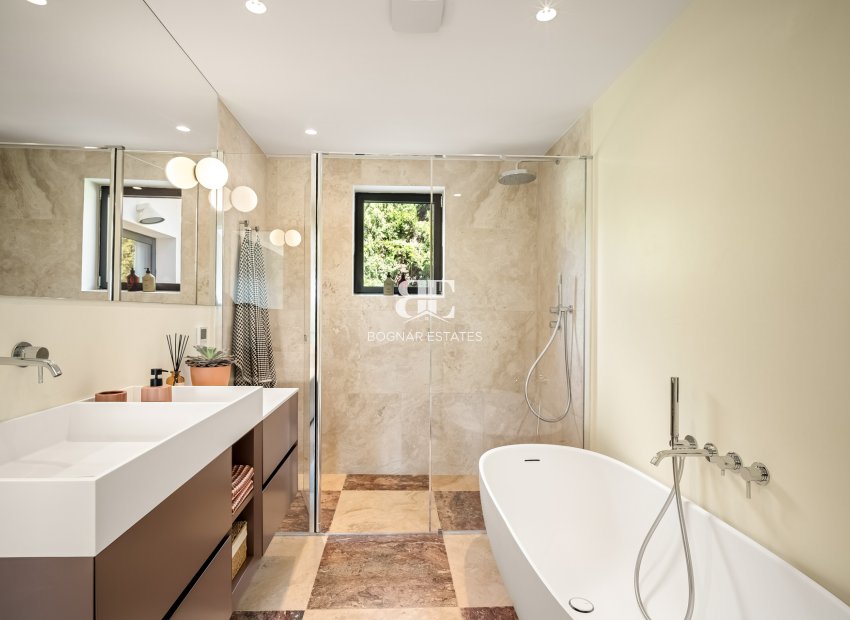 Neubau - Villa -
Marbella