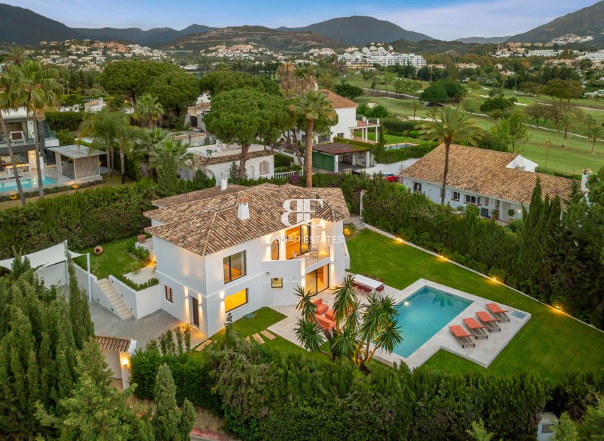 Neubau - Villa -
Marbella