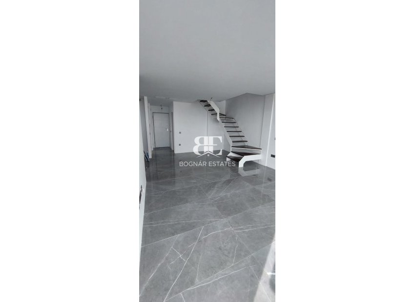 New Build - apartment -
Benalmádena