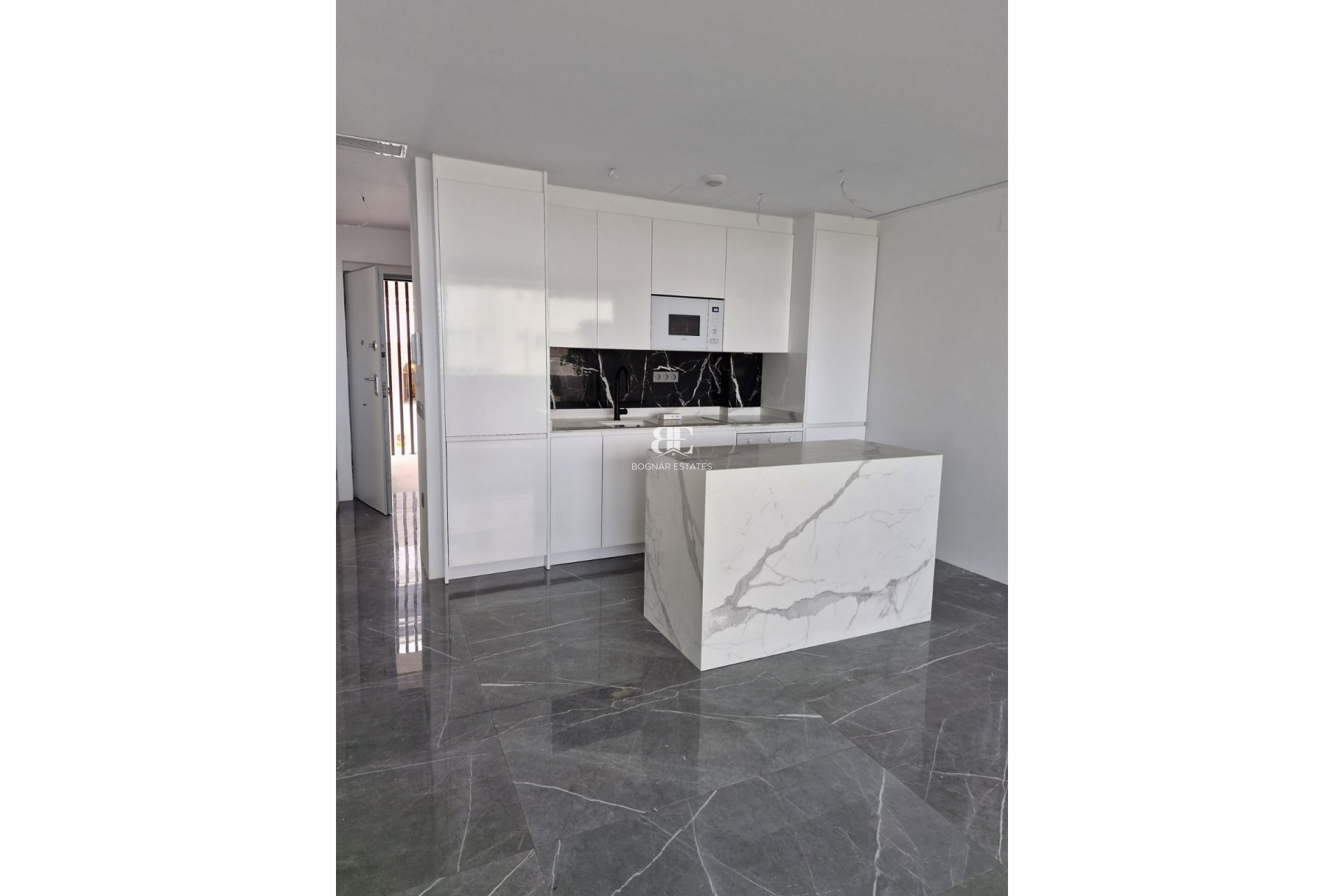 New Build - apartment -
Benalmádena