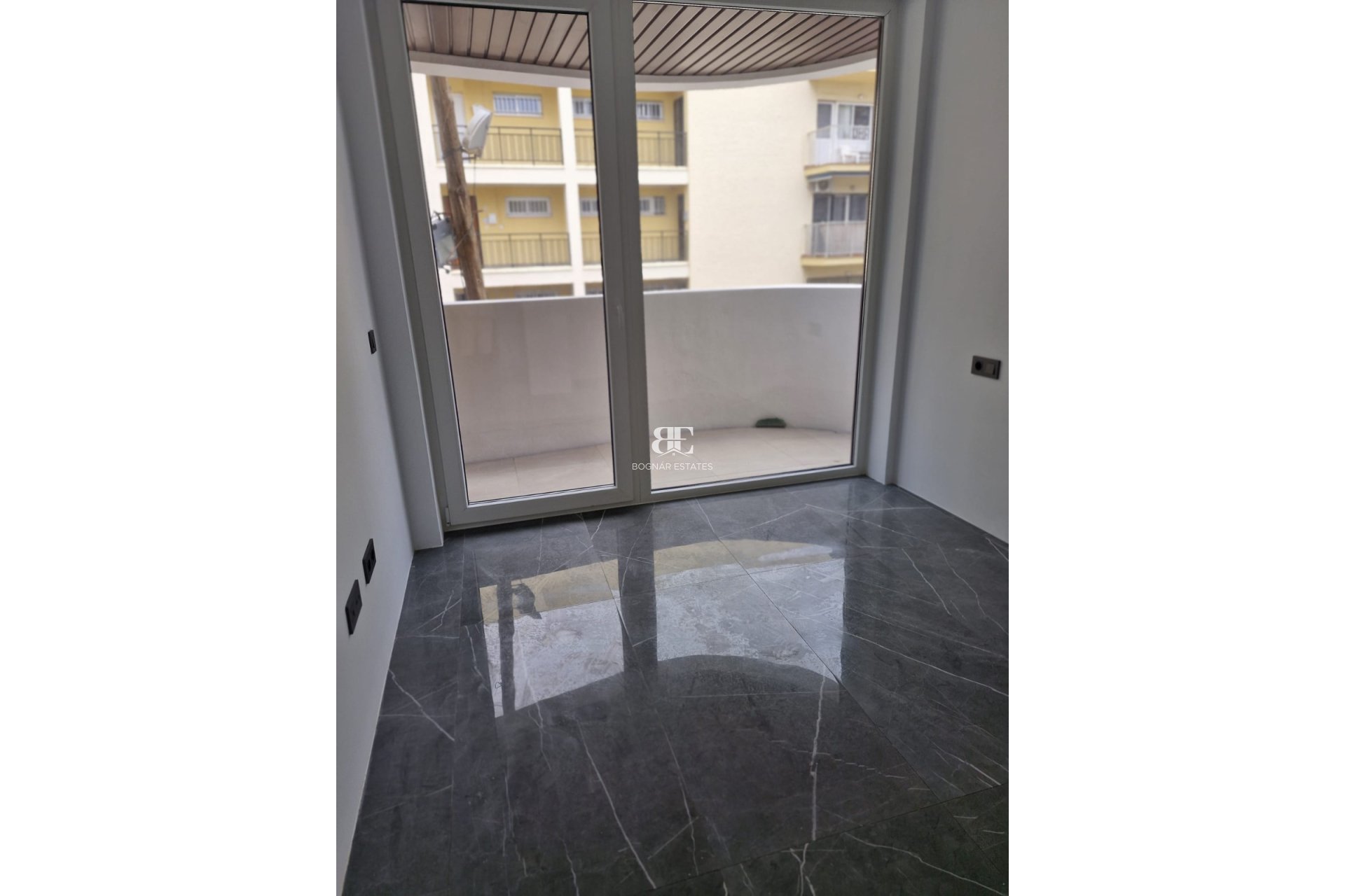 New Build - apartment -
Benalmádena